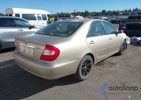 2003 Toyota Camry Le from USA, damaged, VIN JTDBE32KX30152382